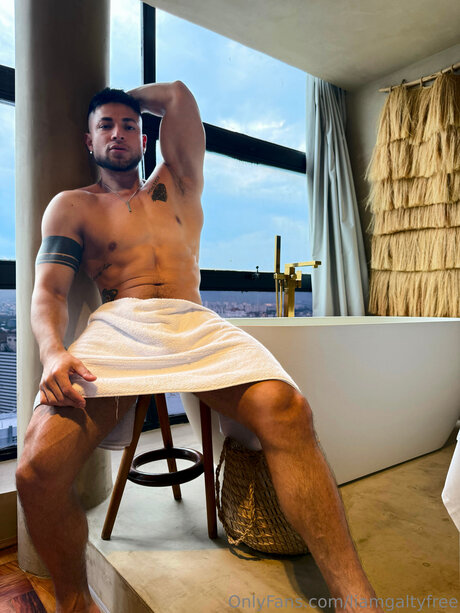 黒檀の熟女オンリーファンズ 限定 アーカイブ