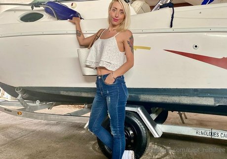 capt rubifree ポルノスター エロティック 画像