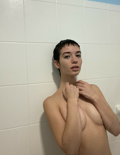 Immamakat アート女優 ギャラリー