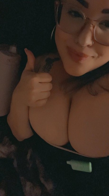 年配の熟女オンリーファンズ ポルノ 写真