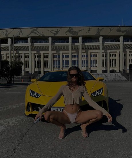 Alina Trunova 素敵な女優 画像