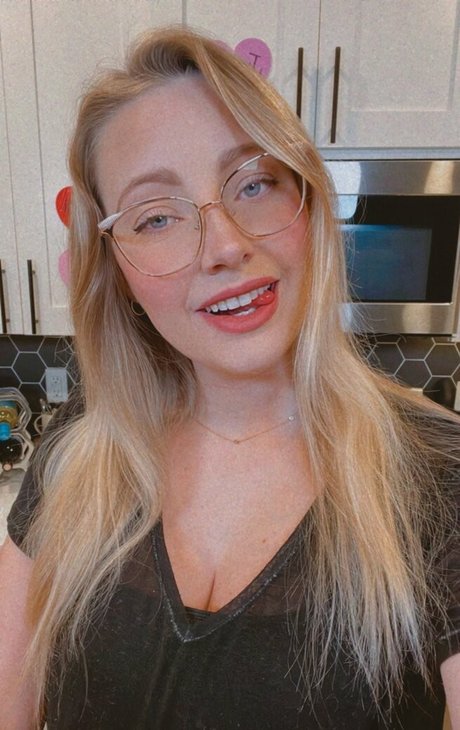 Cannibalqueen 独占スター 写真