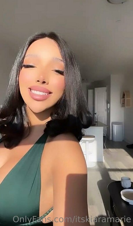 レズビアン乱交オンリーファンズ 無料アダルト 写真