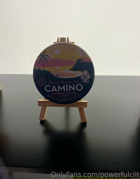 powerfulclit スター 裸 写真