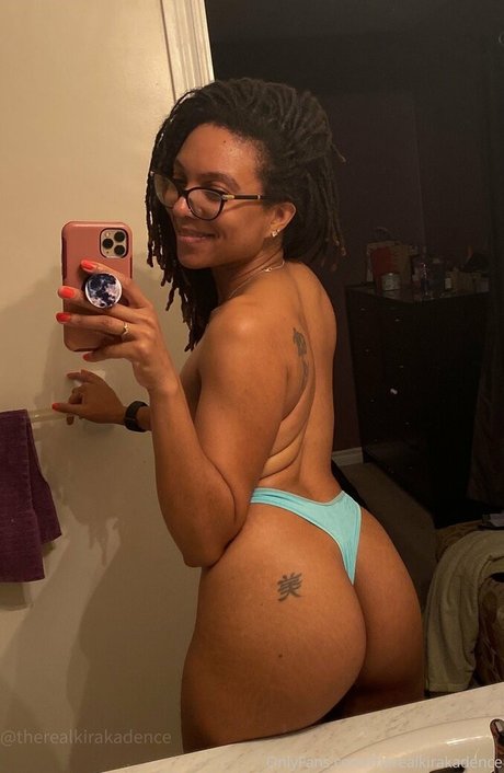 iamkirakadence アート女優 写真