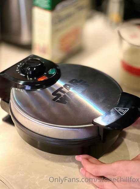 stonechillfox ポルノスター 写真