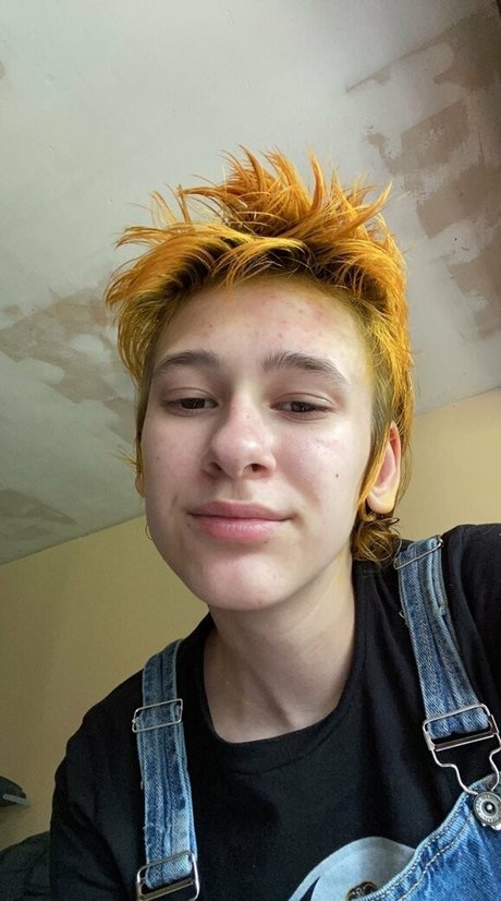 punkfrog アダルトモデル 画像