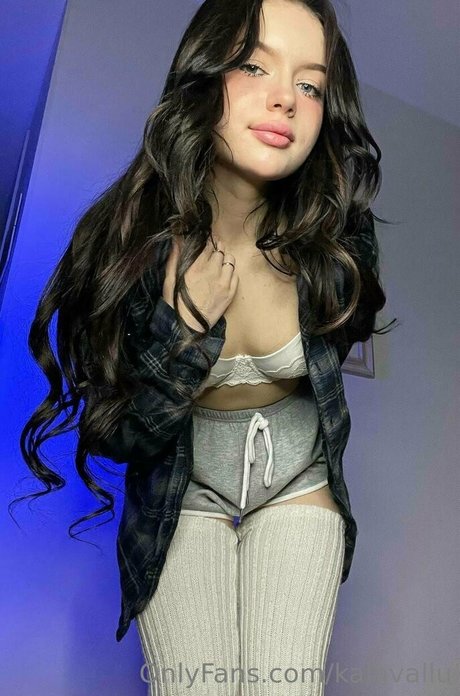 kalavallu 裸のスター 写真