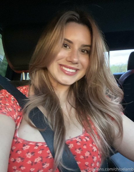 chloelamb 無料女優 写真
