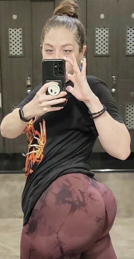 痴女妻オンリーファンズ 無料セクシー 写真