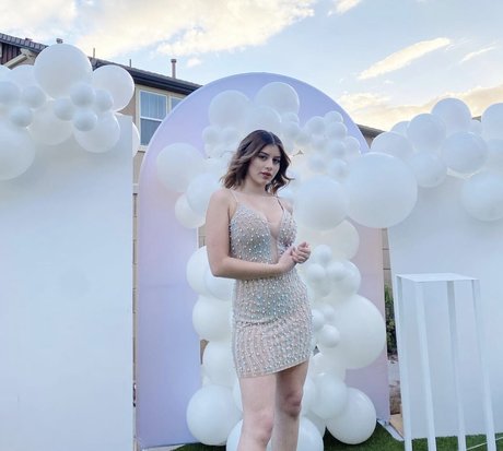 Laurimfgarciaa ポルノモデル アーカイブ