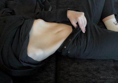 lilu marlow ヌードモデル 画像