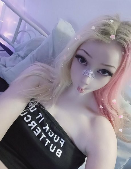 アマチュアペッギングオンリーファンズ 美しいヌード 画像