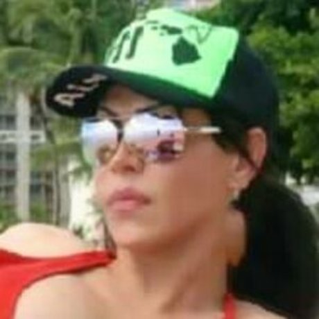 America LaRue 裸の女優 写真