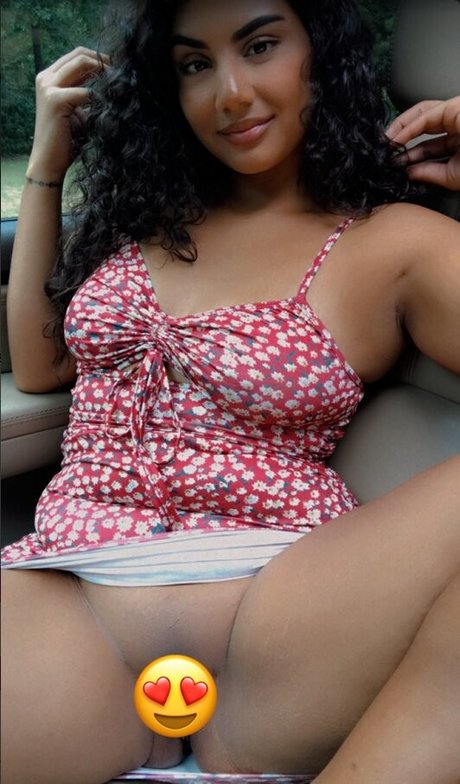 Priya Singh エロティックモデル 写真