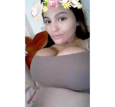 Maria Paola 独占ポルノスター 写真