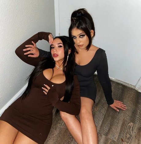 ジムガールズオンリーファンズ ポルノ 写真