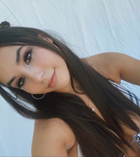 X a n t h e モデル 写真