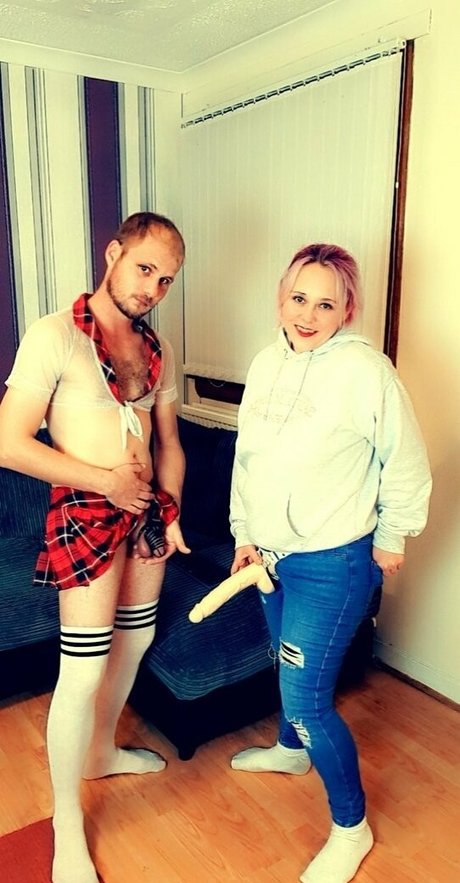 熟女 2P オンリーファンズ 無料裸 アーカイブ