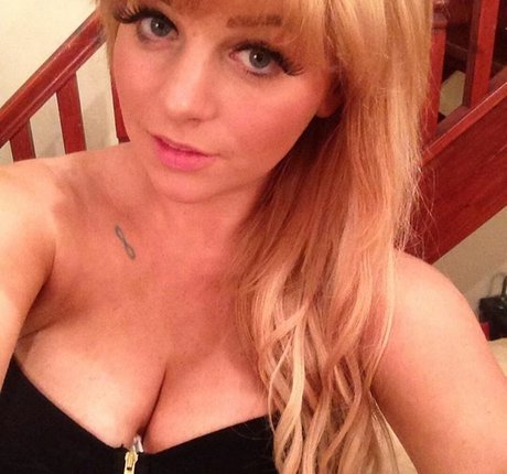 Gina May Mielke 裸の女優 画像