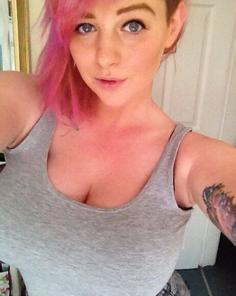 Gina May Mielke xxxスター 画像