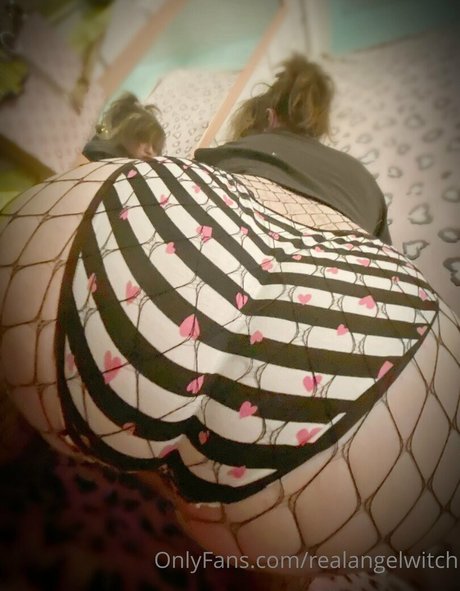 realangelwitch アダルトスター 画像