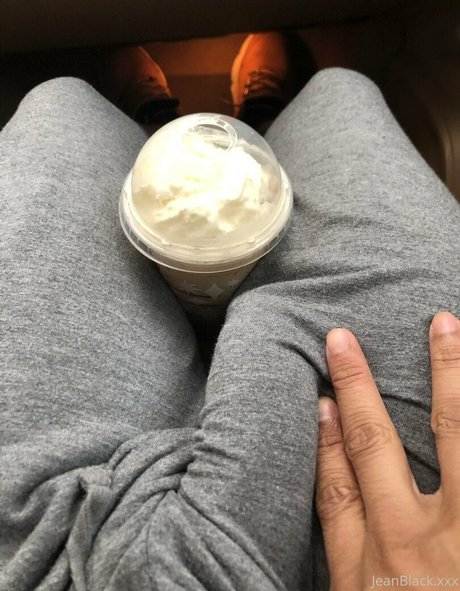 巨乳オナニーオンリーファンズ HD アーカイブ