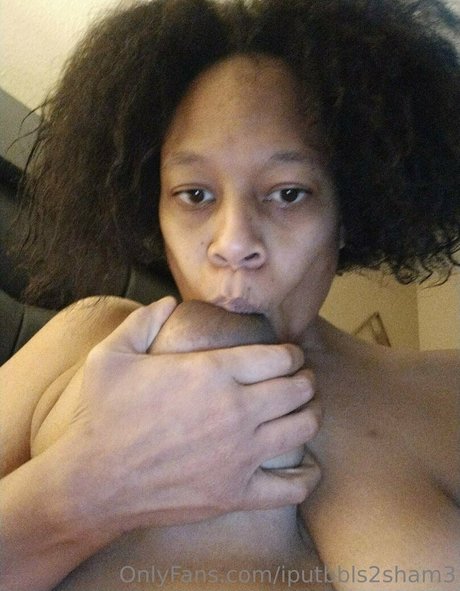 アジアの無料オンリーファンズ アート裸 写真