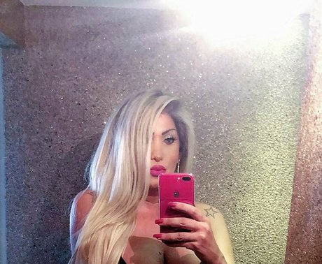 Leticiagriffol ポルノスター 素敵 ギャラリー