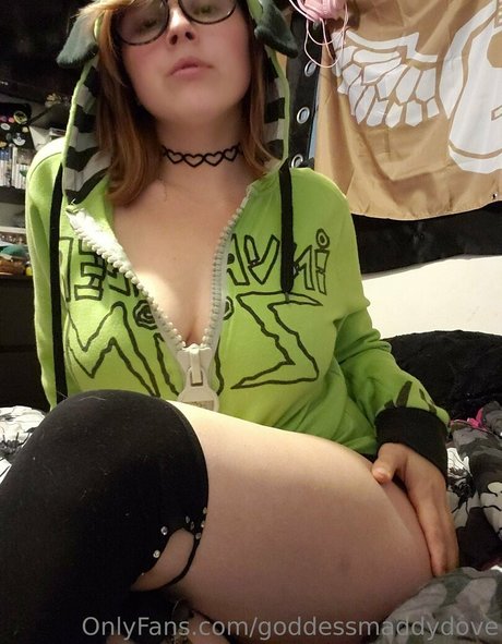 小さなおっぱいオンリーファンズ 可愛い アーカイブ