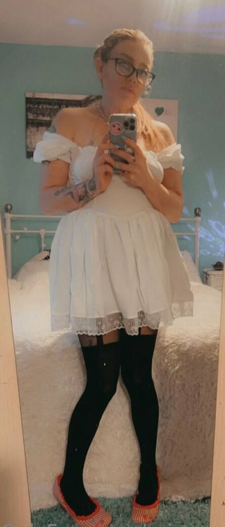 タトゥーオンリーファン 無料裸 写真