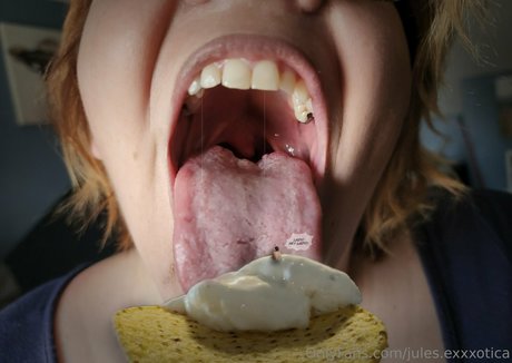 jules exxxotica ポルノスター 写真