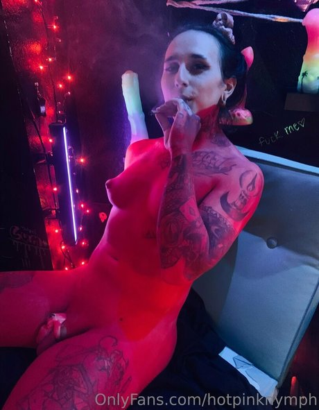 hotpinknymph トップポルノスター 画像