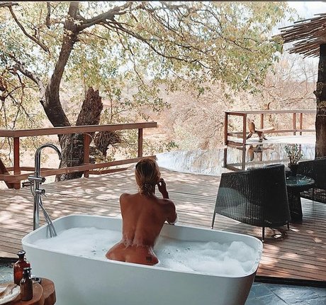 Jessica Book ホットなポルノスター 画像