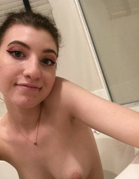 アマチュアペッギングオンリーファンズ 美しいxxx アーカイブ