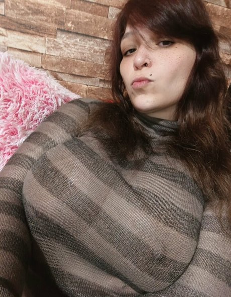 daireth devil 裸のポルノスター 写真