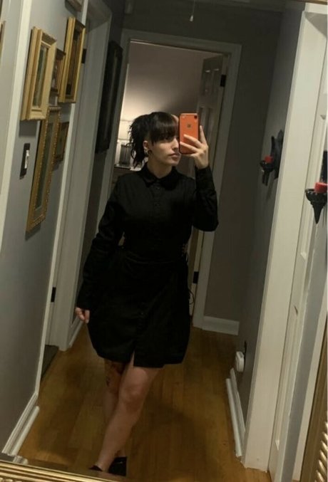 rhiannnonrose ポルノスター ギャラリー