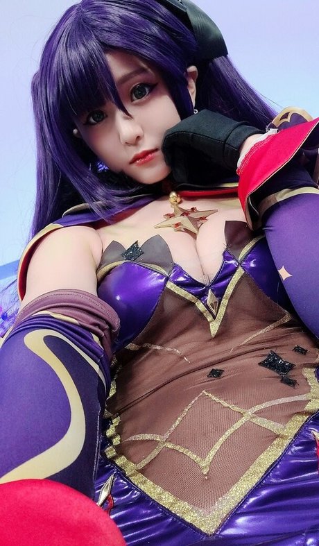 Lewd Cosplayer エロティックなポルノスター アーカイブ