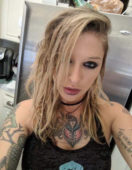 ヌード熟女オンリーファンズ 美しい裸 アーカイブ