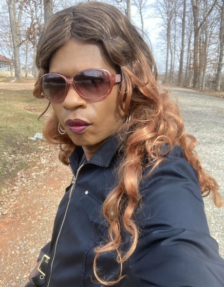 乳首オーガズム オンリーファンズ 美しいヌード アーカイブ