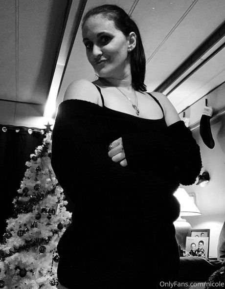 黒人ティーンのプッシーオンリーファンズ 限定 ギャラリー