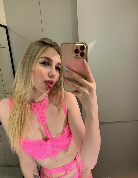 lillluuu vip 素敵なモデル 画像