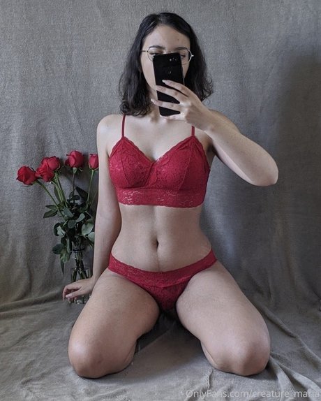 Creature Maria ポルノスター 独占 ギャラリー