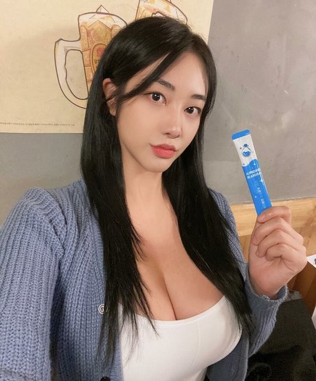 Tasha Y ポルノスター ベスト ギャラリー