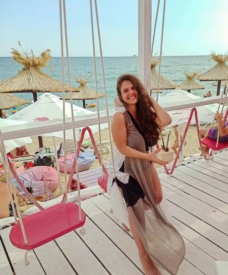 Eliza Stefanova 無料モデル 写真