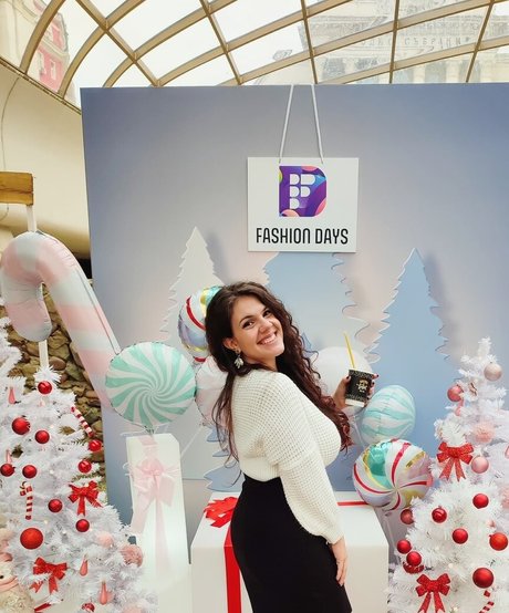 Eliza Stefanova ポルノスター ヌード 画像