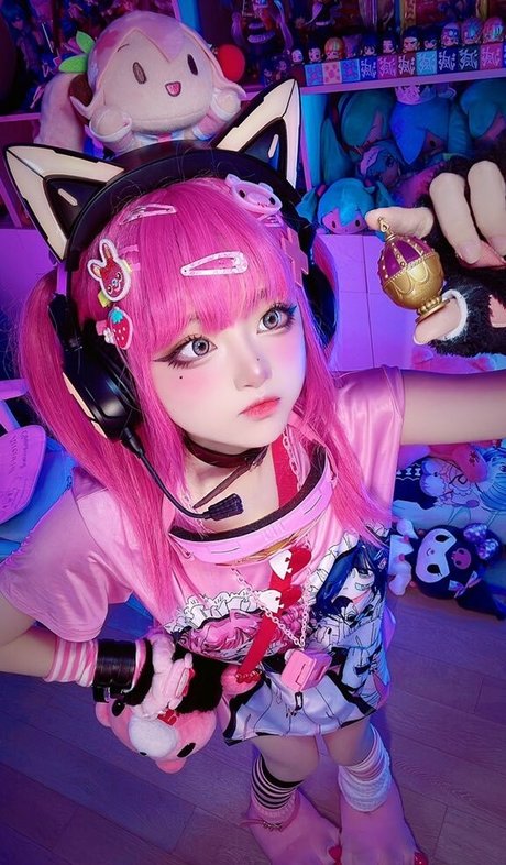 SeeU Cosplay セクシーなポルノスター ギャラリー