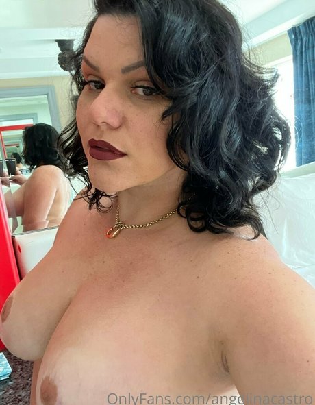 angelinacastro 美しいスター 画像