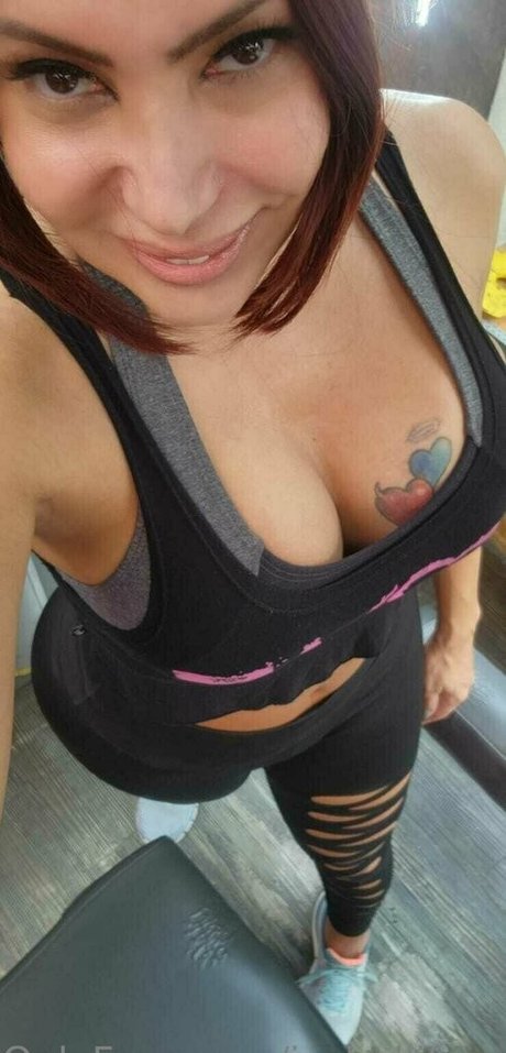 濃厚なヌードオンリーファンズ 美しい 写真