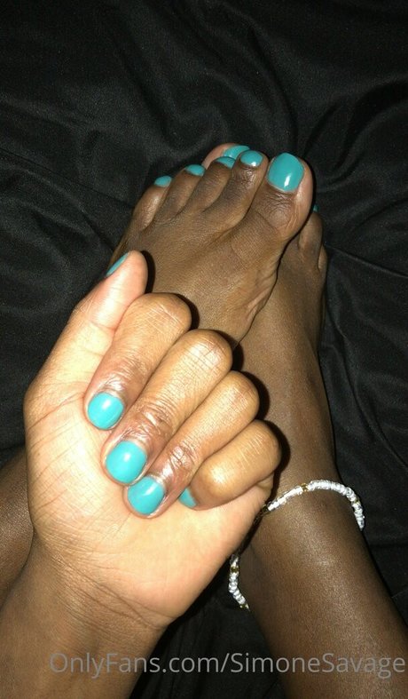 simonesavage ホット女優 画像